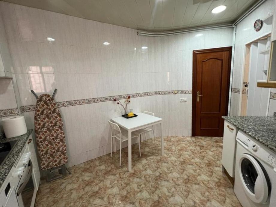Rooms Nueva Valencia Barcelona Eksteriør bilde