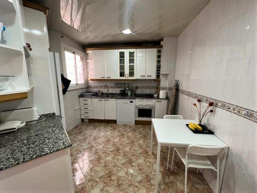 Rooms Nueva Valencia Barcelona Eksteriør bilde